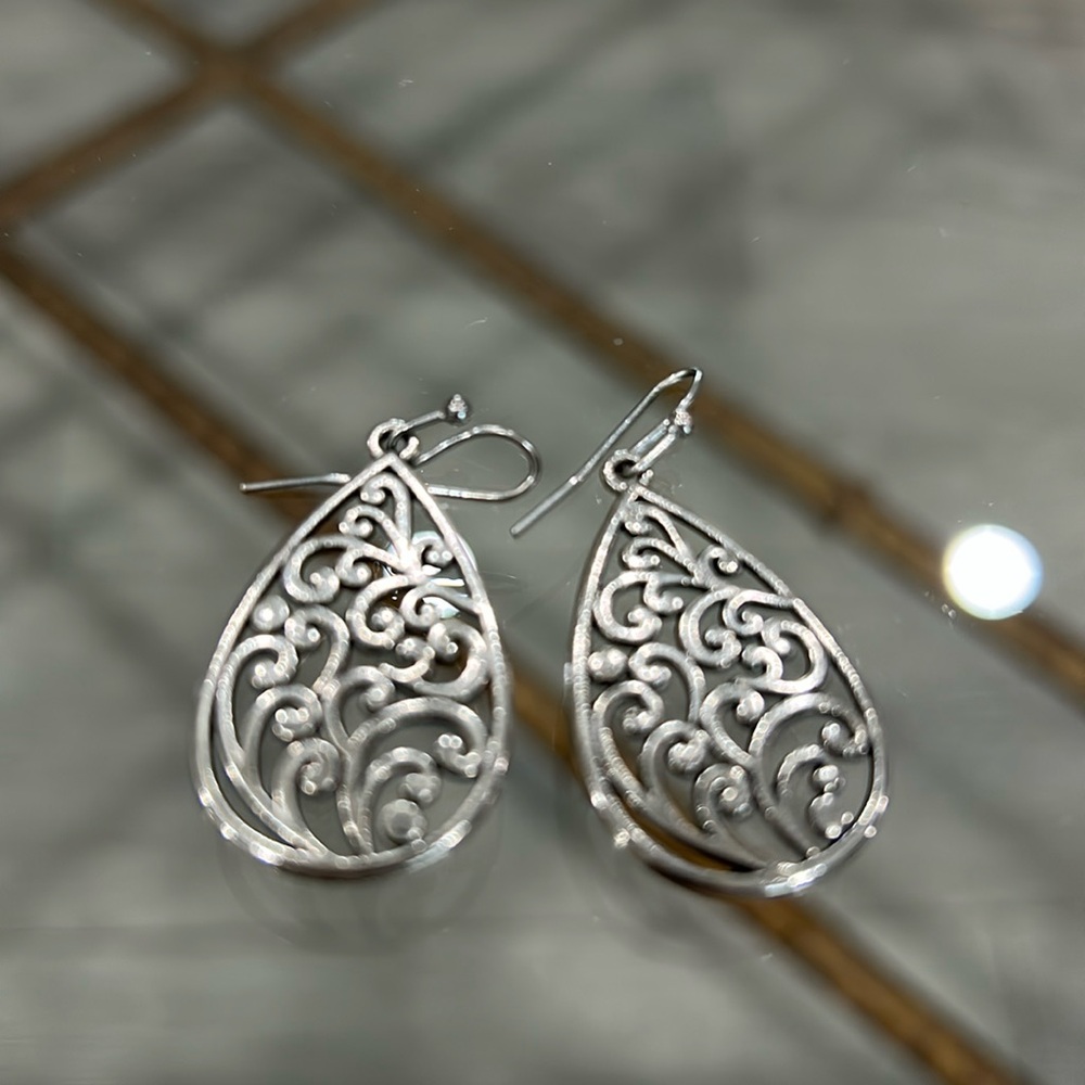 Silver tear drop earrings